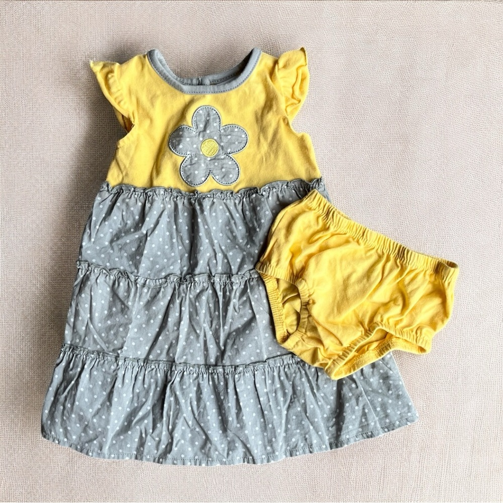 Healthtex Baby Outfit in Yellow and Gray